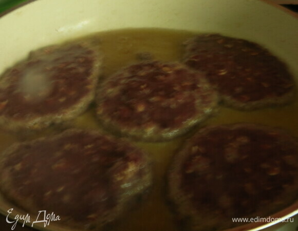 Жарим на сильном огне.