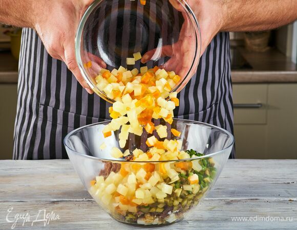 Овощи отварите в подсоленной воде.