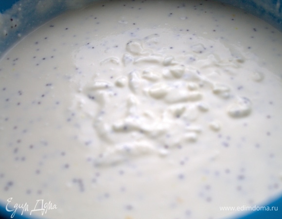 Смешать. Дать немного постоять.