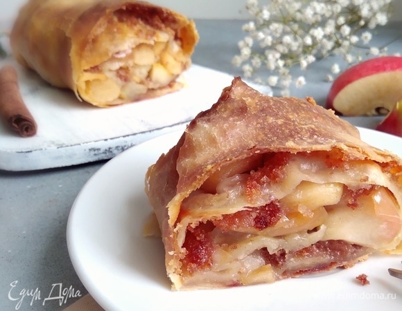 Хрустящая корочка и много ароматной начинки.