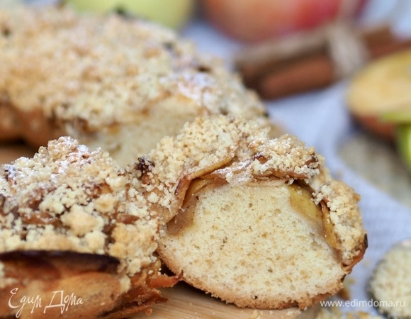 Духовку разогреть до 160°C, выпекать кекс 45–50 минут. Приятного чаепития!