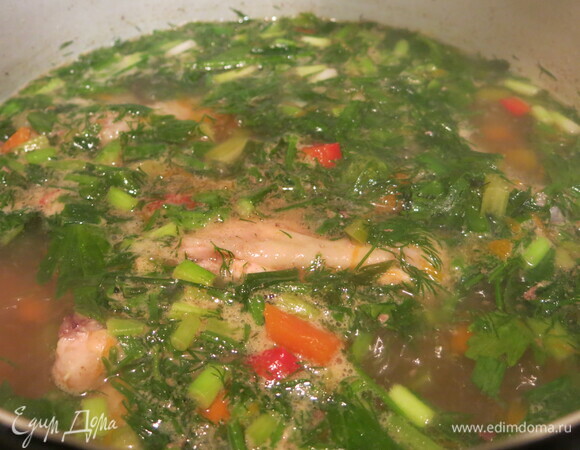 Подаем с кусочками цесарки.