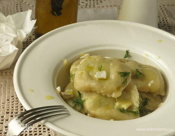 Подаем с маслом (сливочным, оливковым), зеленью, сыром. Эти компоненты не указываю в ингредиентах — свобода вкусов. Приятного аппетита!