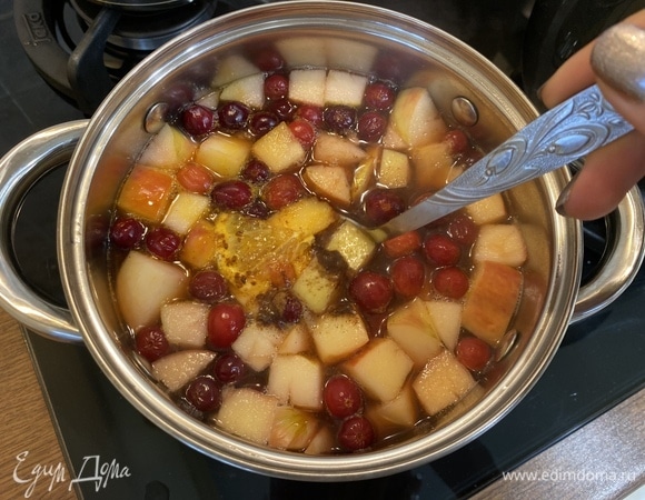 Аккуратно перемешаем.