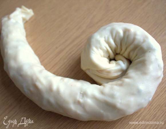 Сворачиваем в улитку.