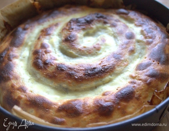 Выпекаем минут 40–45 в электрической духовке при 200°C.