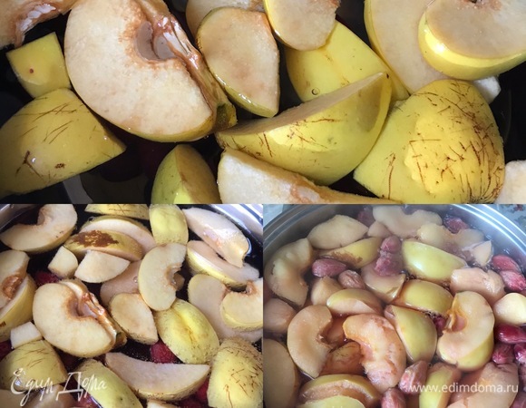 Дать закипеть и добавить сахар. Я сахар не добавляю, мы предпочитаем пить компот или просто так или в теплый компот добавляем мед.