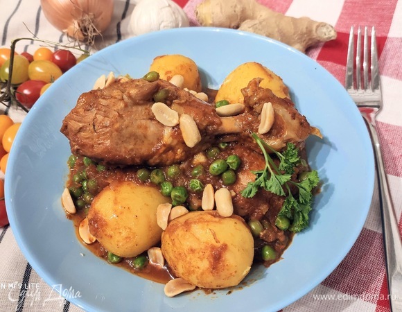 При подаче можно посыпать орешками и рубленой зеленью. Приятного вам аппетита!