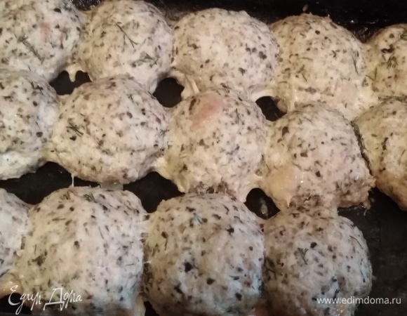 Поставить в разогретую духовку. Запекать при 200°C 45 минут. Приятного аппетита!