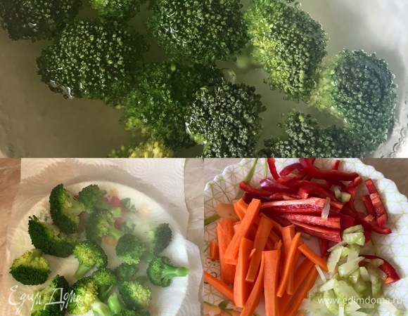 Бланшировать брокколи 2–3 минуты, затем переложить на бумажное полотенце. Лук, чеснок и сельдерей мелко нарезать, а морковь и болгарский перец нарезать полосками.