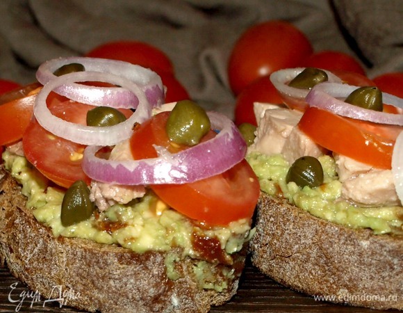 Наши брускетты готовы.