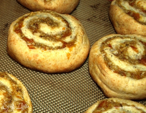 Достаем готовых «улиток», даем им немного остыть.