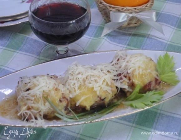 Перед подачей посыпать пармезаном.