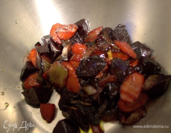 Перенести в чашу для взбивания. Это уже можно подать — вкусно!