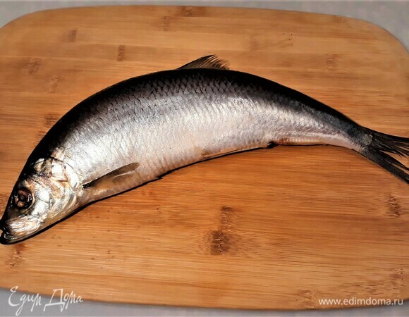 Весь вкус зависит от селедки. Выбирайте сельдь упругую, жирную, слабосоленую, а лучше засолите сами.