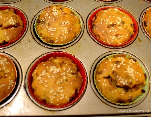 Выпекать минут 30–35 при 180°C.