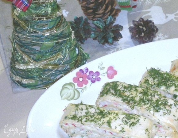 Подать закуску к праздничному новогоднему столу. Приятного аппетита! С Новым годом!