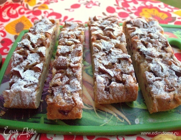 Выпекать около 40 минут при 180°C.