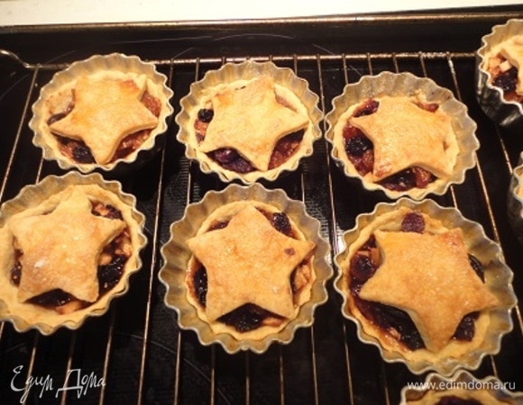 Выпекайте 20–25 минут до золотистого цвета.