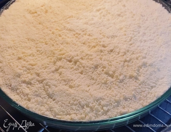 Отправляем в разогретую до 180°C духовку на 40–45 минут.