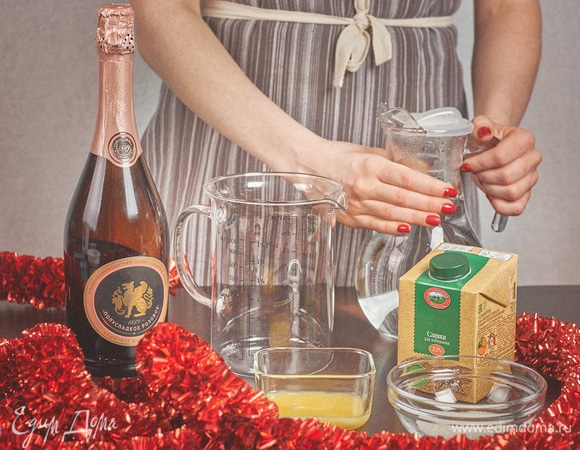 Приступаем к муссу с шампанским.