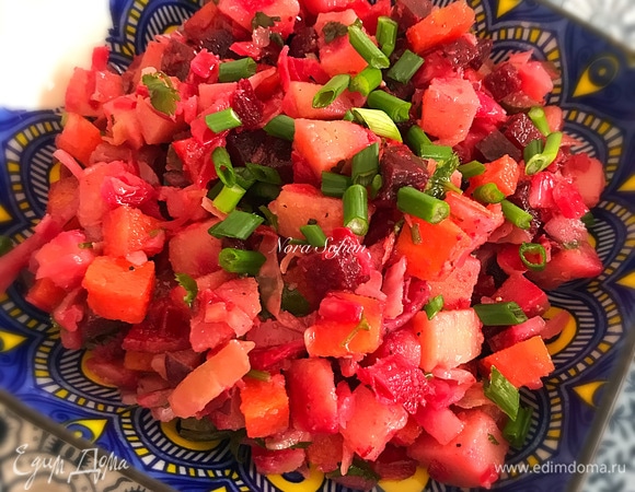 Дать салату настояться и подавать.