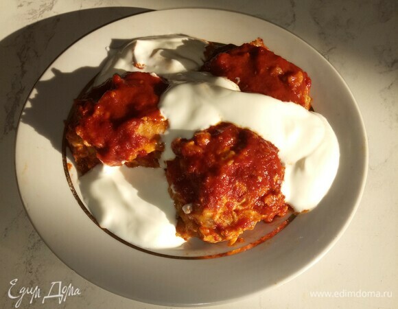 Добавить сметану перед подачей на стол. Приятного аппетита!