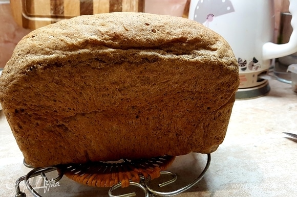 Готовому хлебу дать полностью остыть.