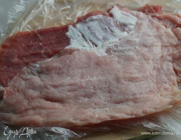 Мясо хорошо отбиваем.