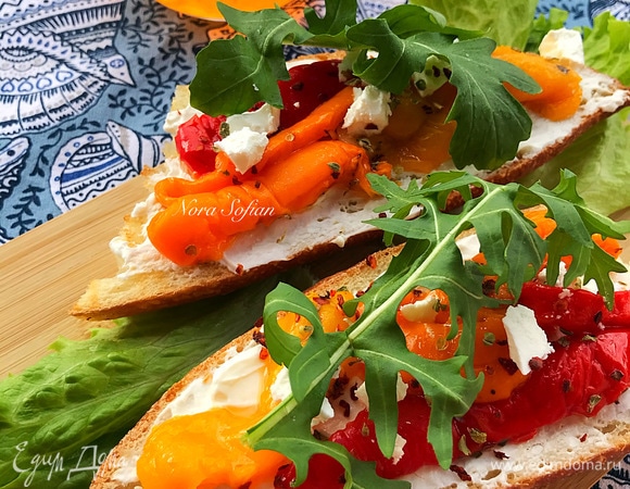 Наши вкусные и яркие бутерброды готовы.