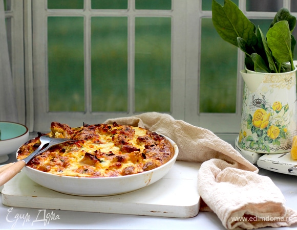 Запекайте около 25 минут в разогретой до 180°C духовке.