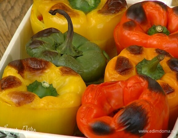 Запекать в разогретой духовке 20–30 минут.