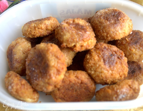 Если хранить их накрытыми в коробке, они останутся полумягкими, как обычные пряники.