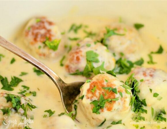 Для меня вкуснее всего с пастой и рубленой зеленью.