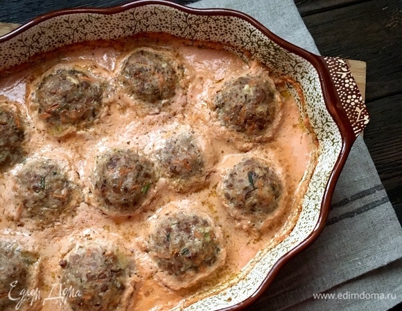 Все готово, достаем горячие и аппетитные тефтели.