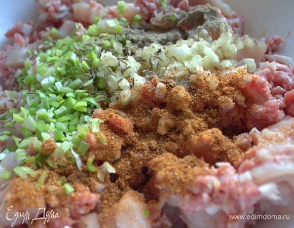 Всыпать специи.