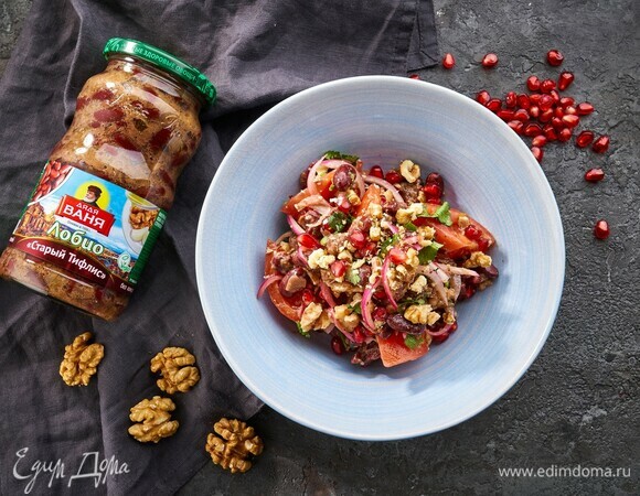 Питательный постный салат готов!