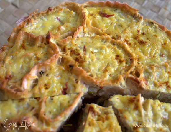 Затем в теплом виде нарезать на порции.