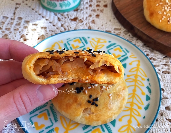 Невероятно нежное, тонкое тесто и вкусная начинка.