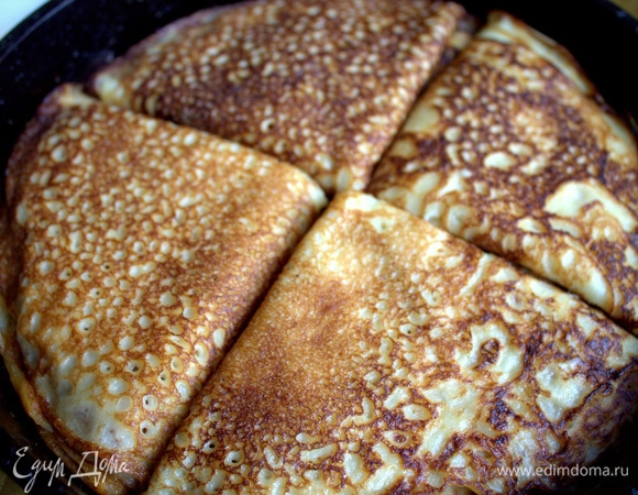 Подаем на общем блюде или нарезав на порции, как торт.