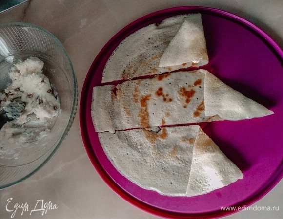 Сформируйте первый треугольник поворотом вниз.