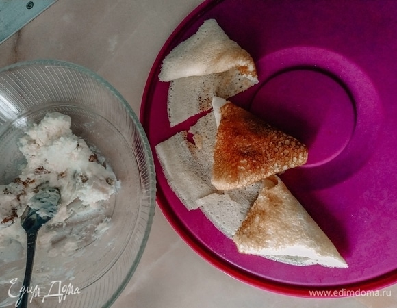 Снова заверните треугольник вниз.