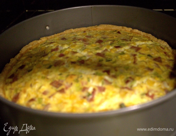 Начинка в духовке немного поднимется, но при остывании опустится.