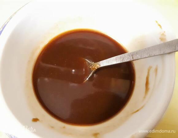 Смешайте все оставшиеся компоненты.