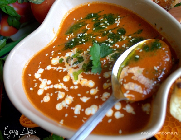 Здесь без сухариков, подавала с пирожками. Рецепт здесь: https://www.edimdoma.ru/retsepty/143219-pirozhki-s-kapustoy-i-myasom