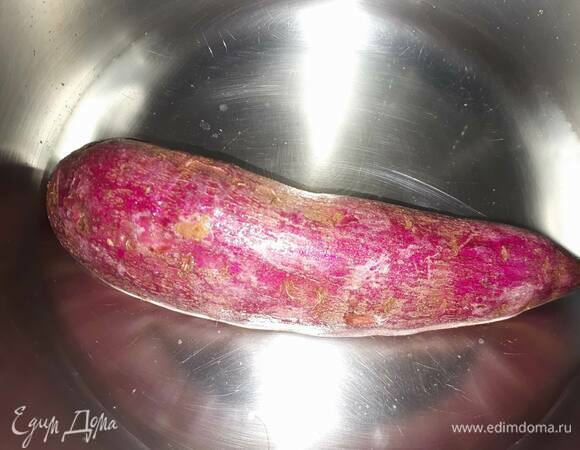 Отварите батат. Не выливайте воду!