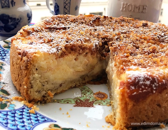 Отправляем в духовку и выпекаем 35–40 минут. Ориентируйтесь по своей духовке.