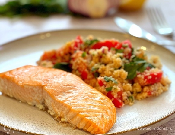 Сервируем с рыбой и подаем к столу! Приятного аппетита!