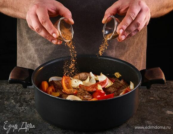 Добавьте корицу, гвоздику.