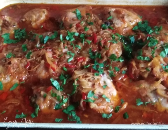 Посыпать свежей зеленью.